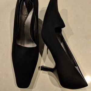 Bandolino dark brown fabric pumps 7.5